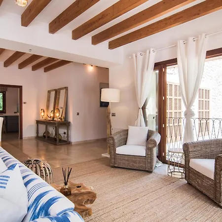 Pula Villa *